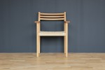 equal_chair_1-1