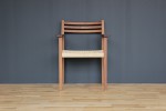 equal_chair_2-1