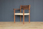 equal_chair_2-2
